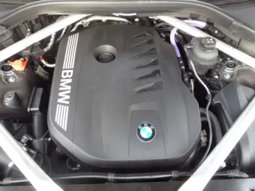 X7 xDrive40i Standheizung Panoramadach AHK Iconi