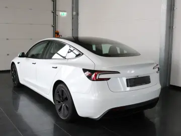 Model 3 Highland RWD