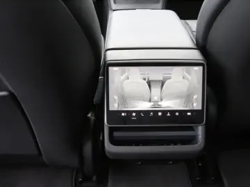 Model 3 Highland RWD