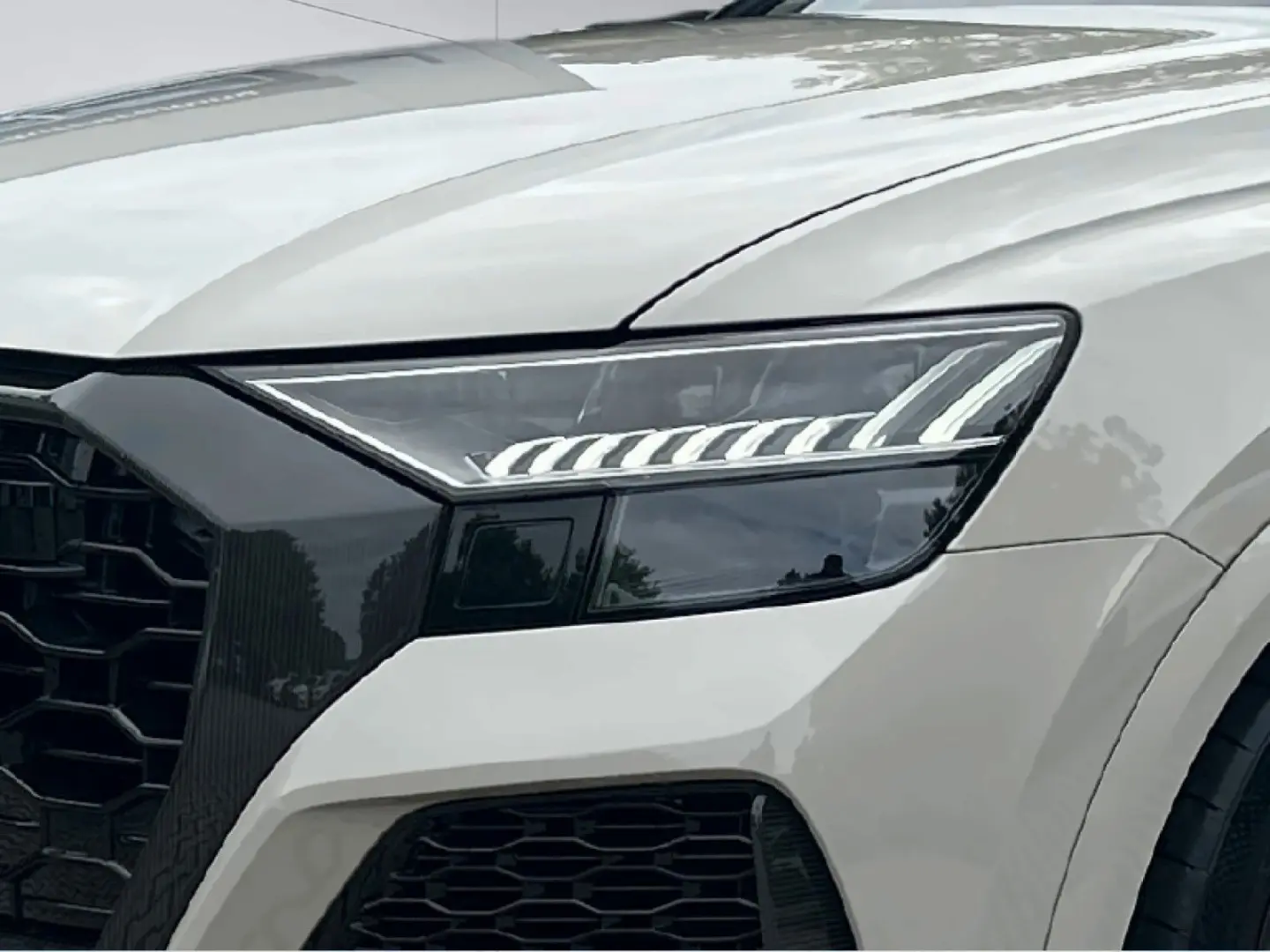 RSQ8 4.0 TFSI quattro exclusive Dynamik  B&O