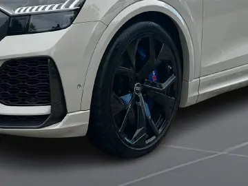 RSQ8 4.0 TFSI quattro exclusive Dynamik  B&O