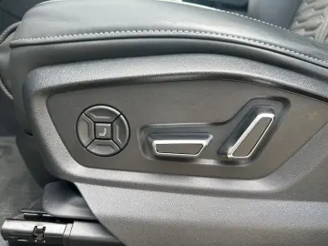 RSQ8 4.0 TFSI quattro exclusive Dynamik  B&O