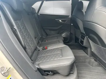 RSQ8 4.0 TFSI quattro exclusive Dynamik  B&O