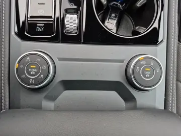 Touareg 3.0 TSI R-Line 4Motion 22   NP.121!T ACC