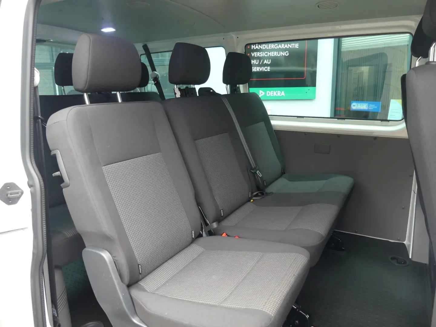 T6.1 Kombi 2.0 TDI 8SITZER LED AUTOMATIK AHK