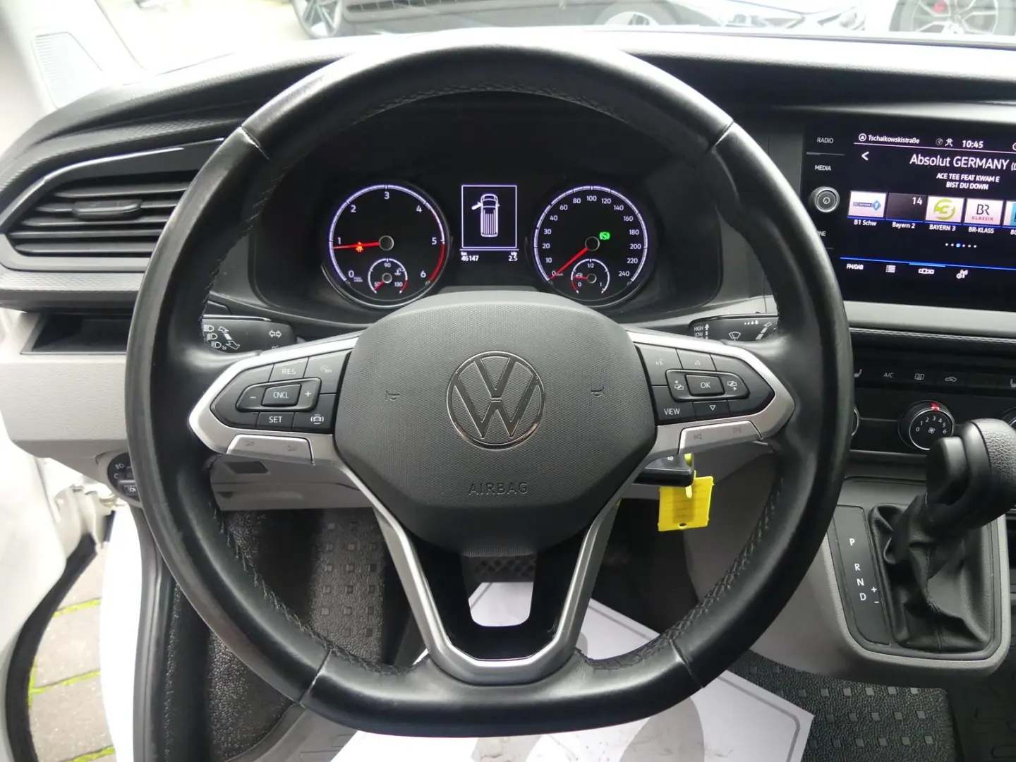 T6.1 Kombi 2.0 TDI 8SITZER LED AUTOMATIK AHK