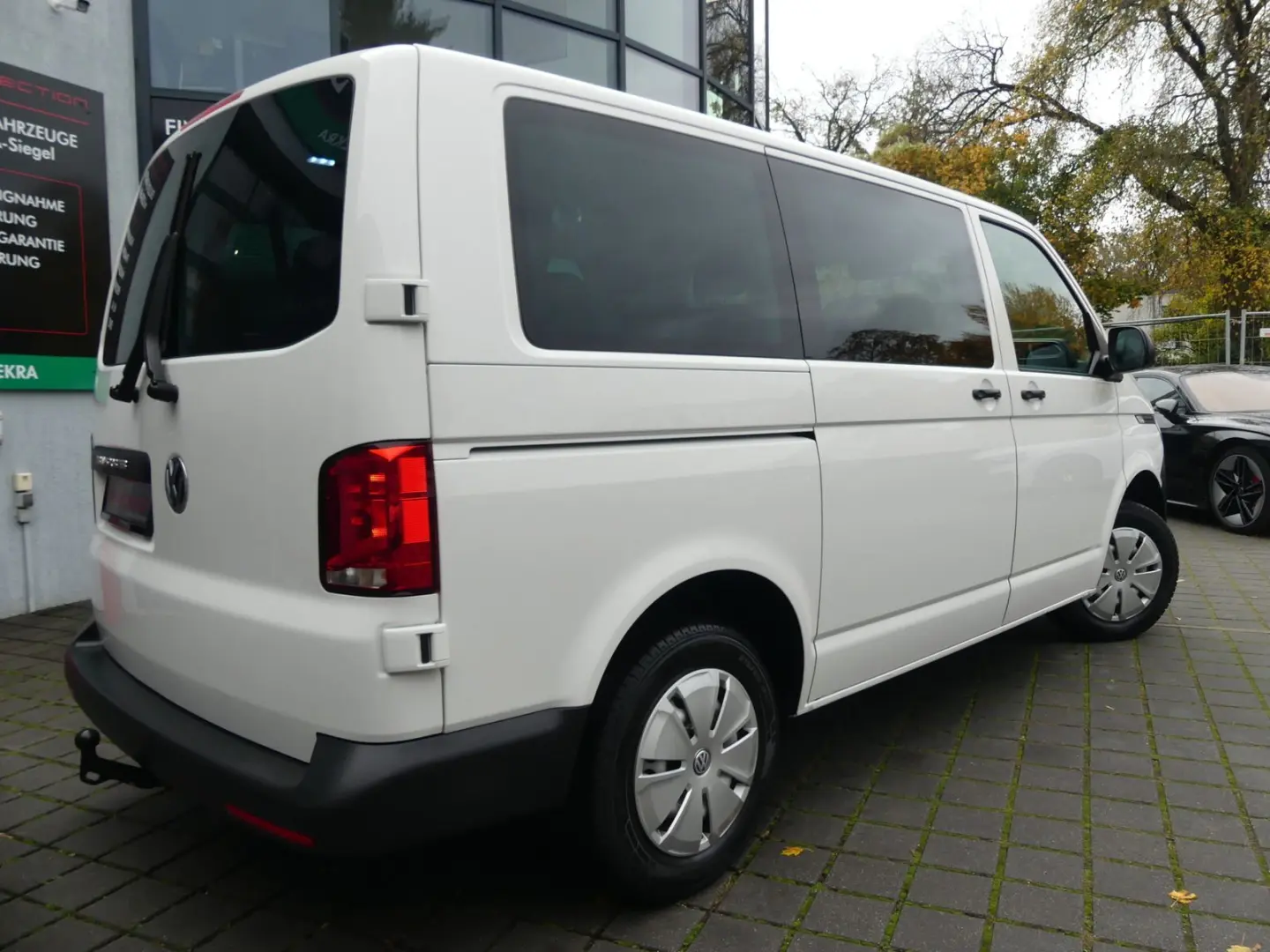 T6.1 Kombi 2.0 TDI 8SITZER LED AUTOMATIK AHK