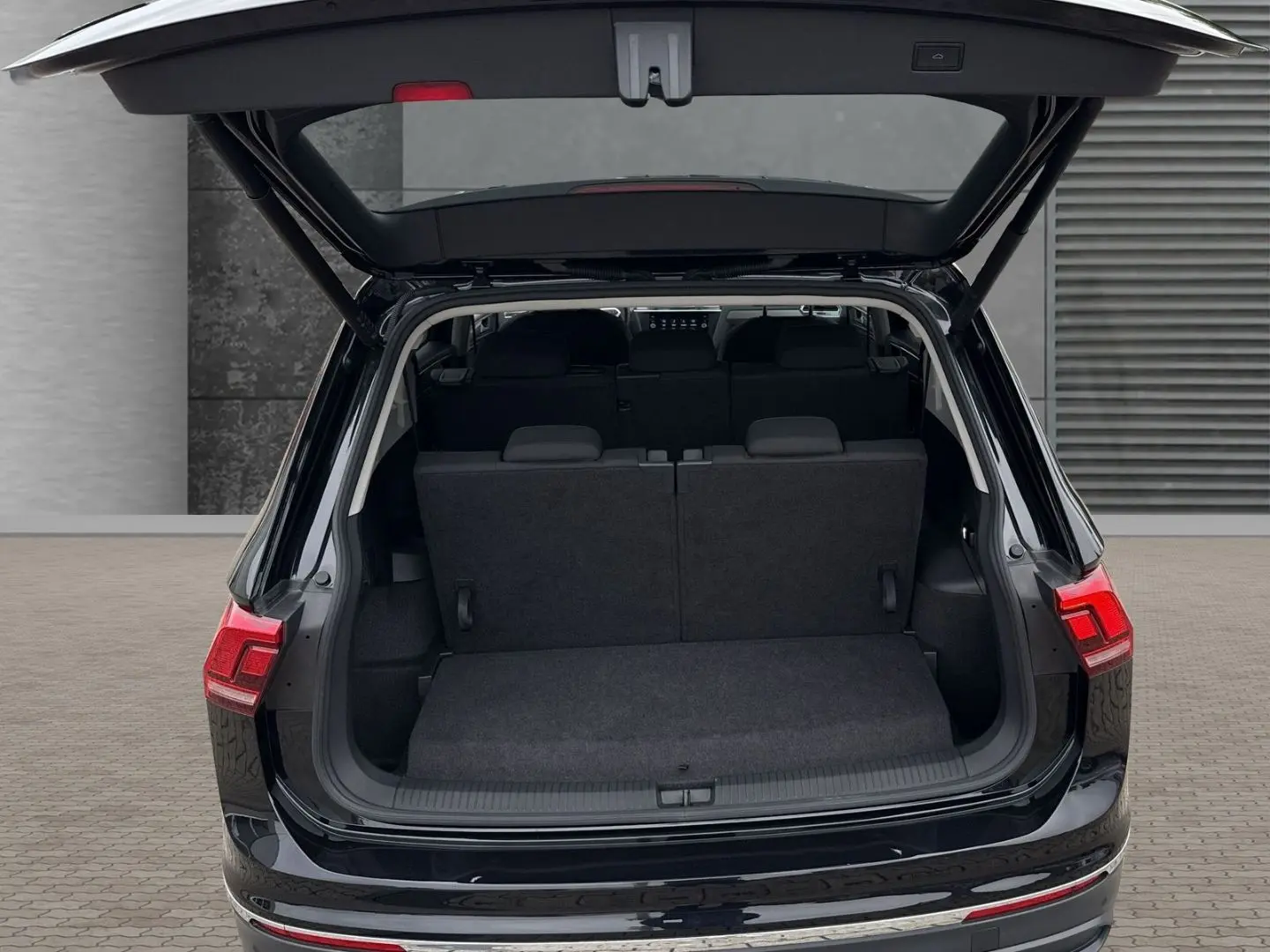 Tiguan Allspace 1.5 TSI ACT Life  AHK-klappbar