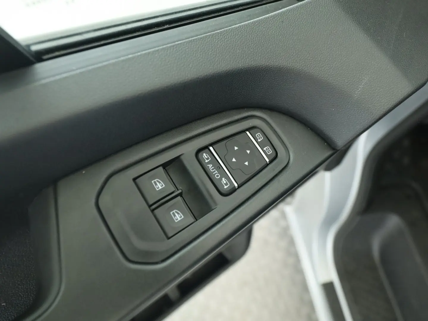 Trafic Combi L2H1 3 0t  Life   AHK