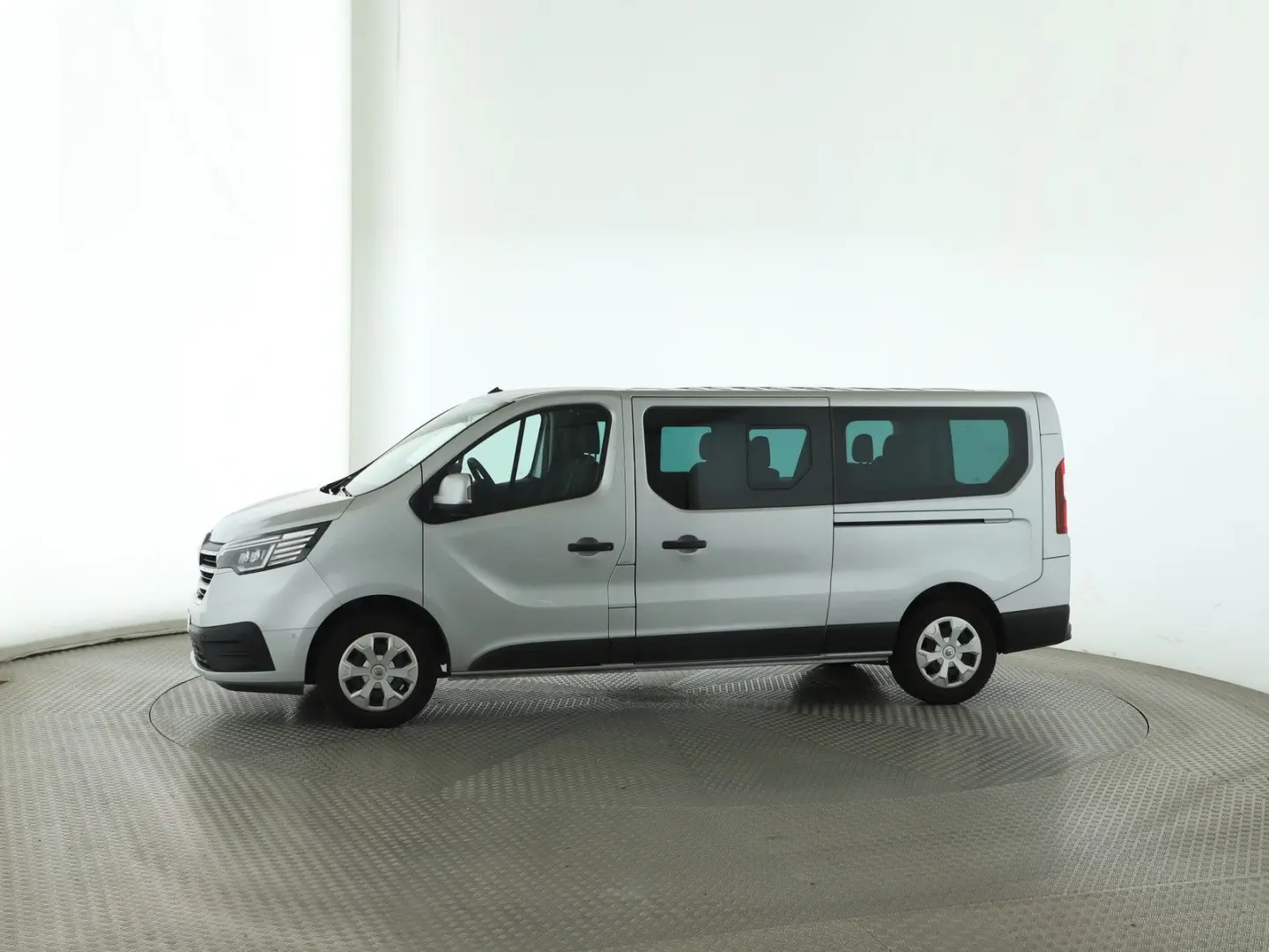 Trafic Combi L2H1 3 0t  Life   AHK