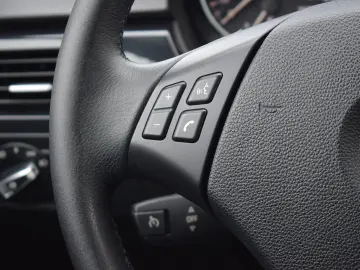 BMW E90 Seria 3 LCI 320D