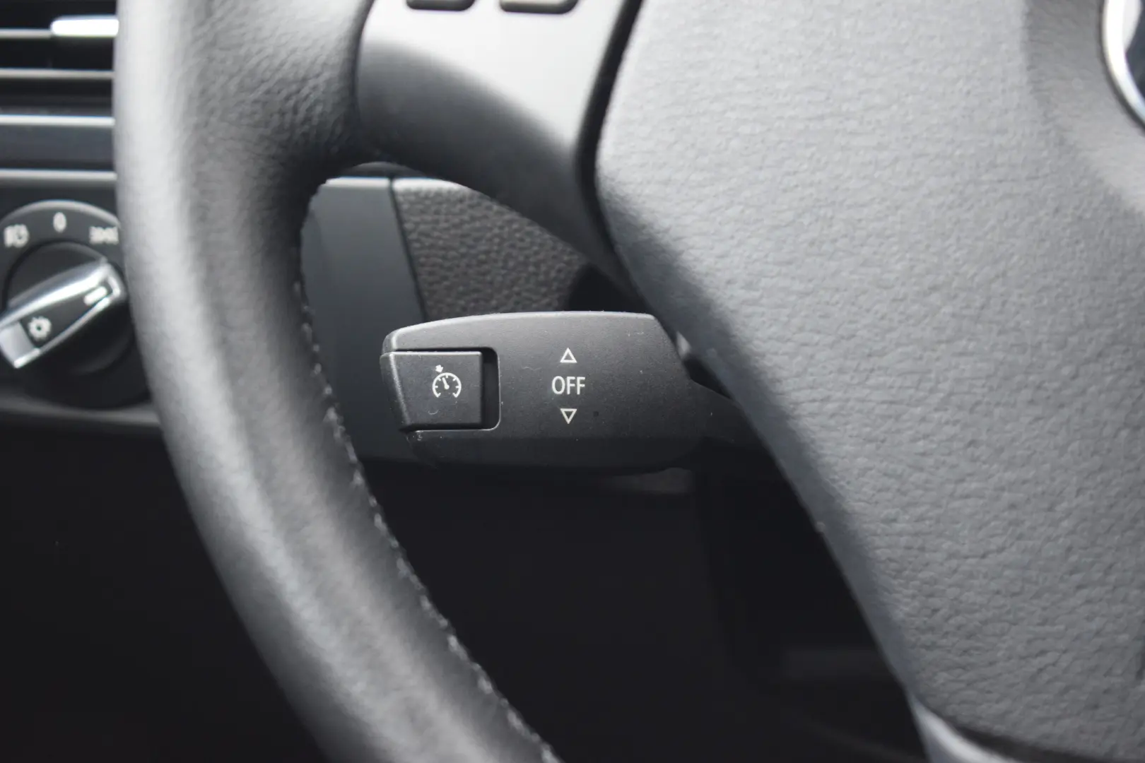 BMW E90 Seria 3 LCI 320D