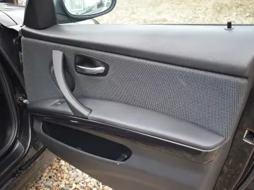 BMW E90 Seria 3 LCI 320D