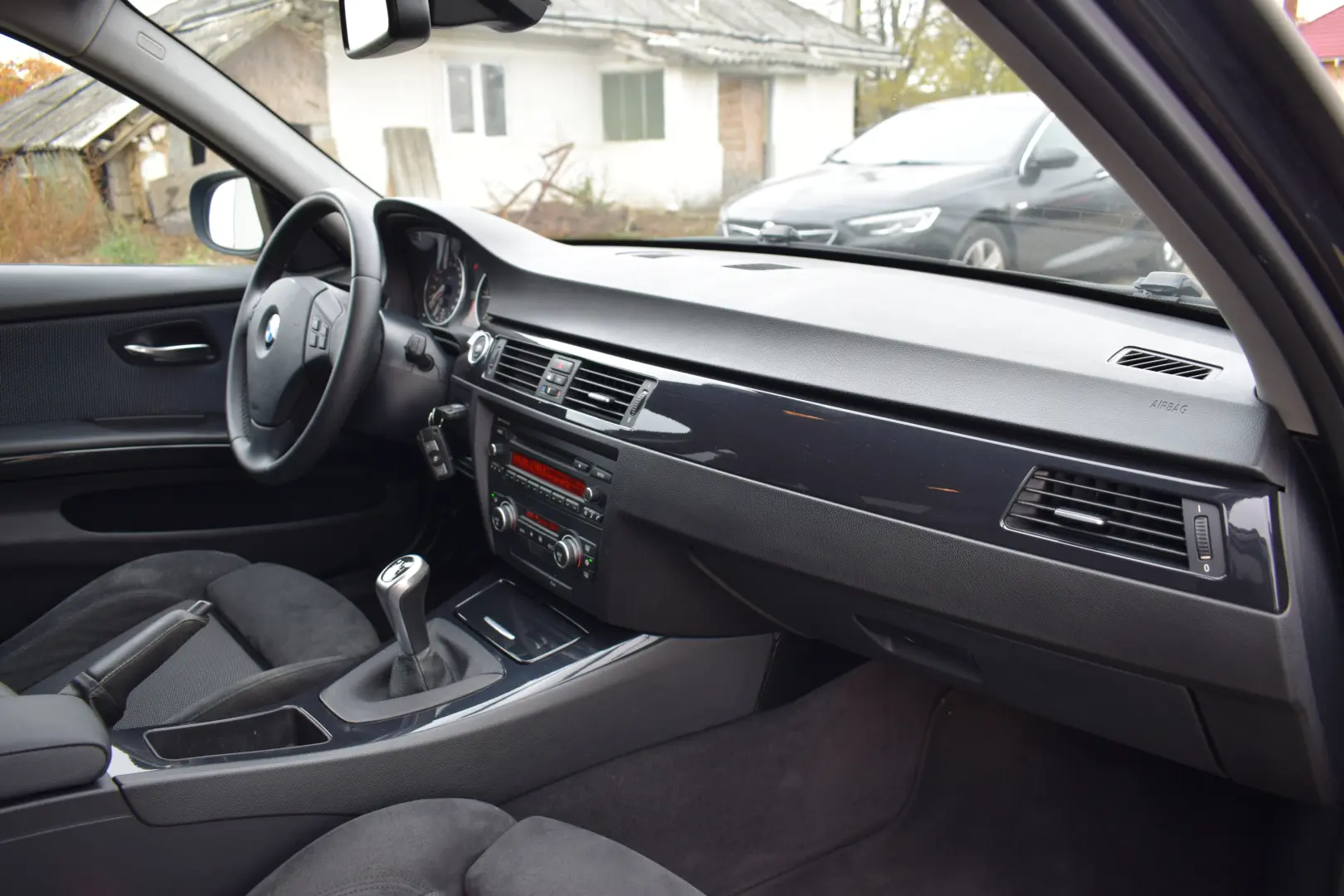 BMW E90 Seria 3 LCI 320D