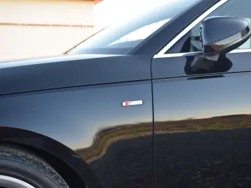 Audi A4 B9 2.0TDI 150cp S-line Manual