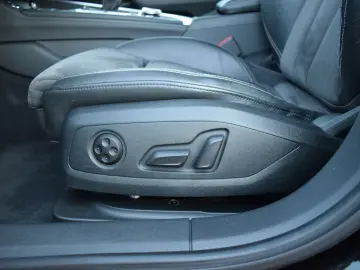 Audi A4 B9 2.0TDI 150cp S-line Manual