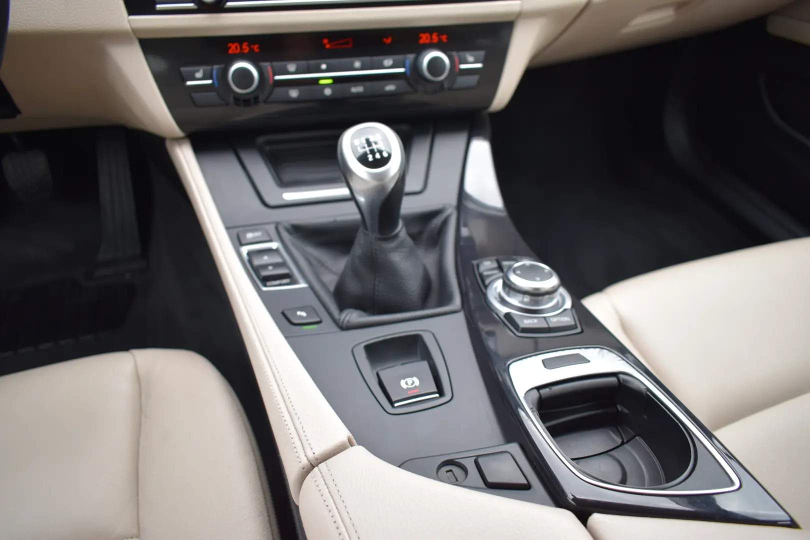 BMW F11 Seria 5 520D