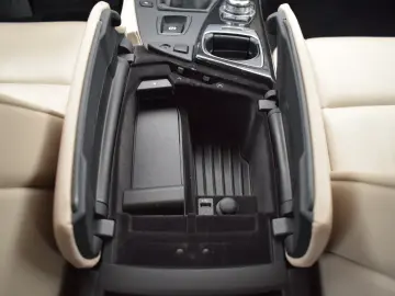 BMW F11 Seria 5 520D