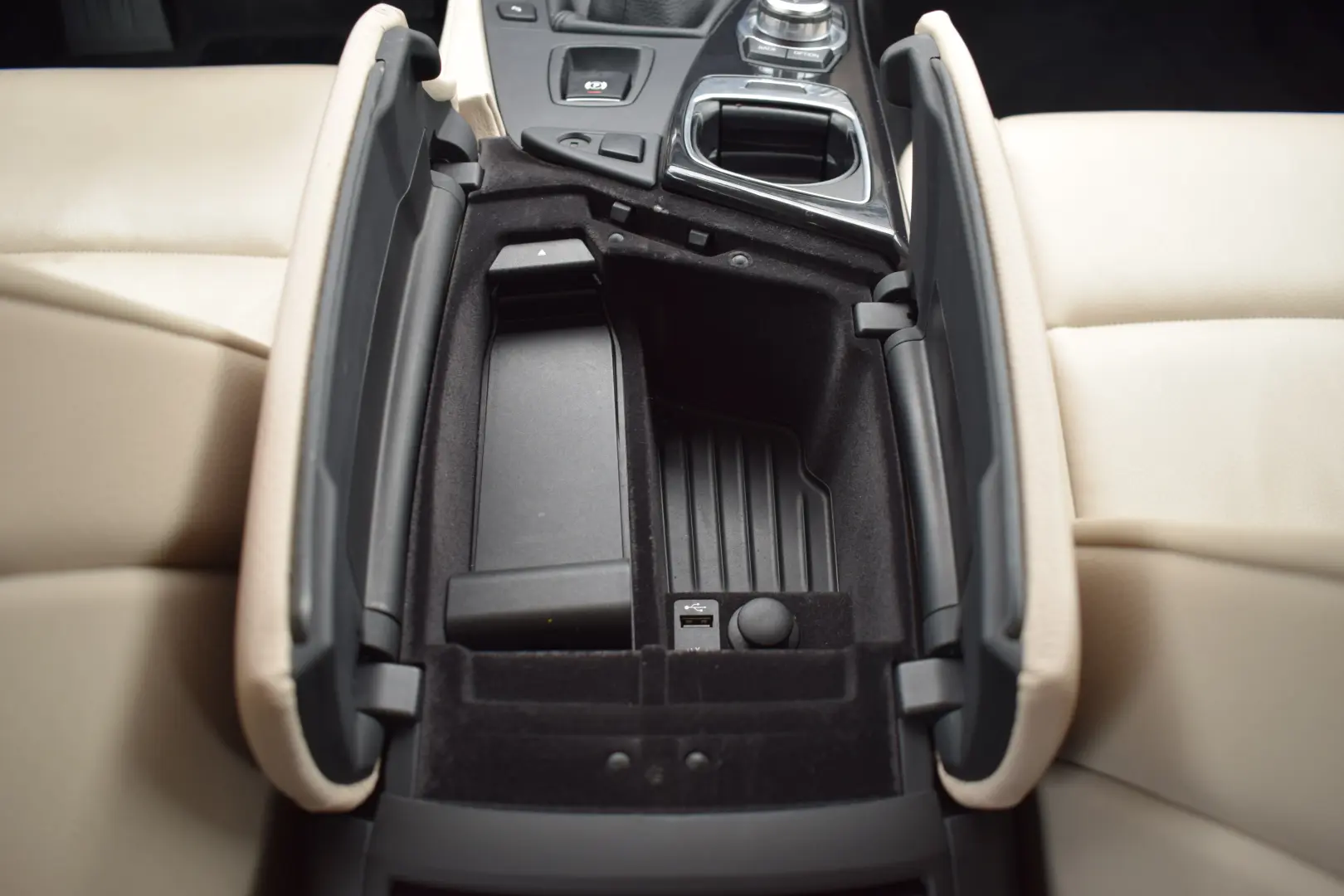 BMW F11 Seria 5 520D