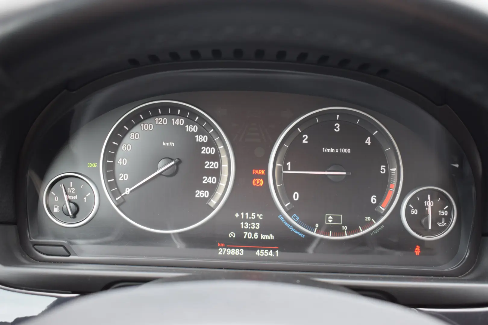 BMW F11 Seria 5 520D