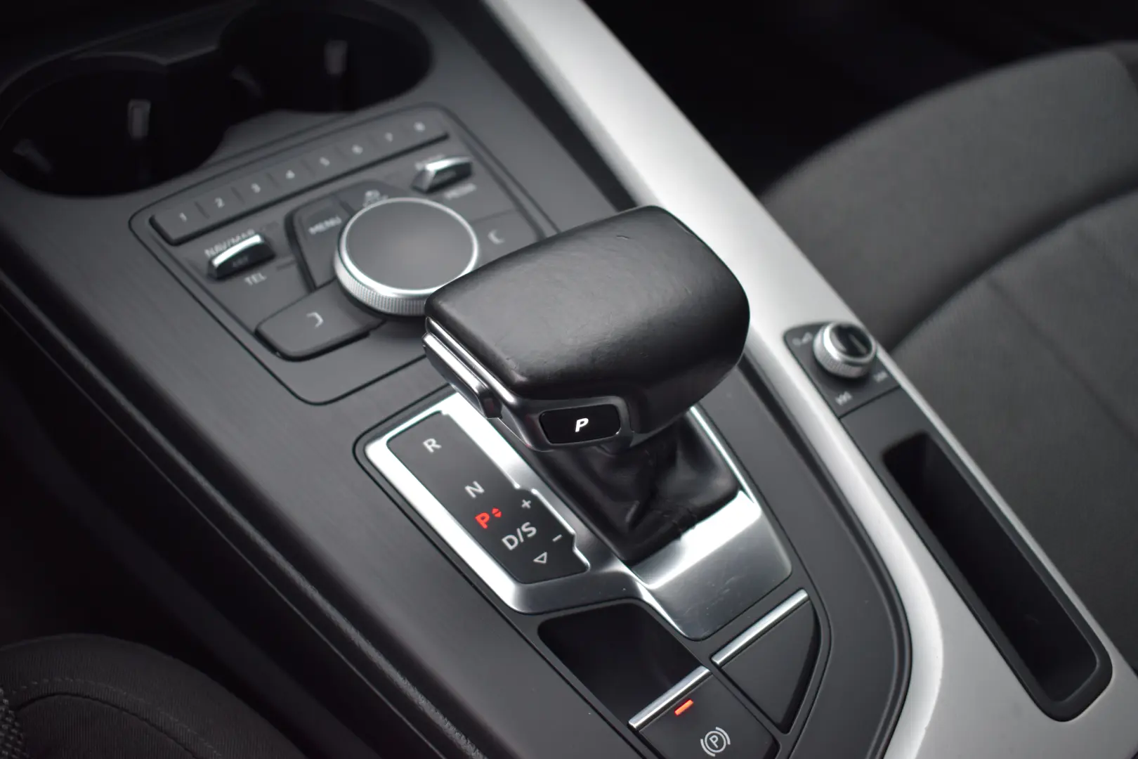 Audi A4 B9 2.0TDI 150cp S-tronis