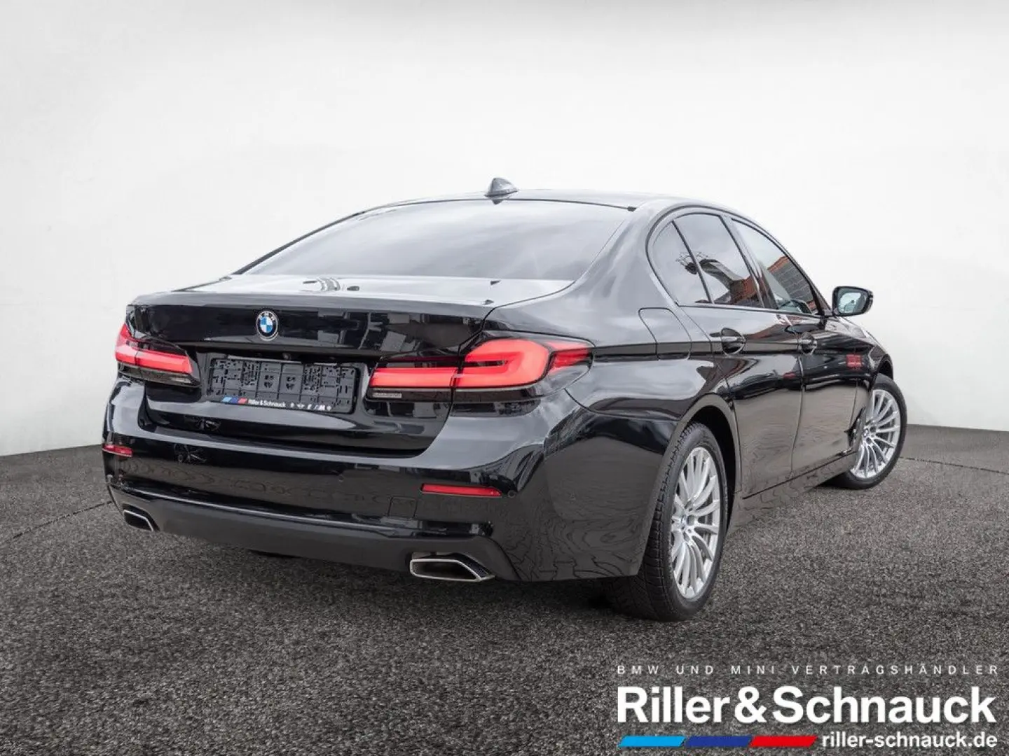 530i Luxury Line ACC HUD SITZBELÜFTUNG LED LASER