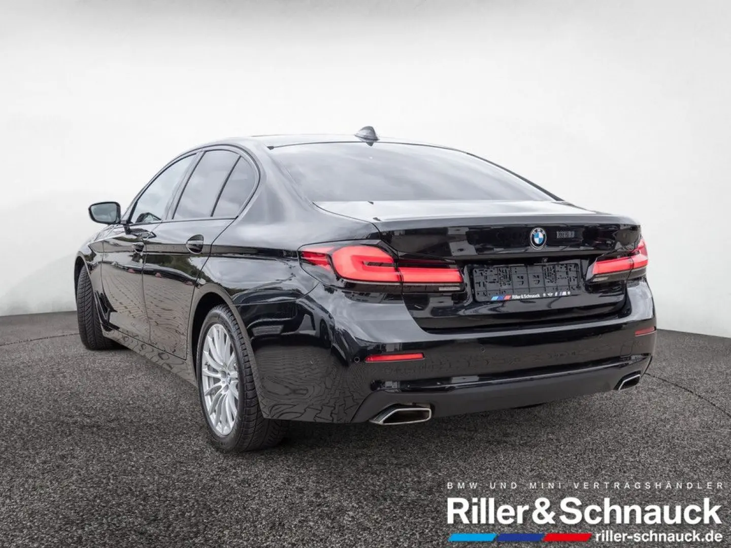 530i Luxury Line ACC HUD SITZBELÜFTUNG LED LASER