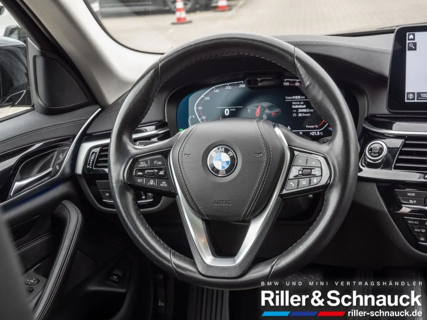 530i Luxury Line ACC HUD SITZBELÜFTUNG LED LASER
