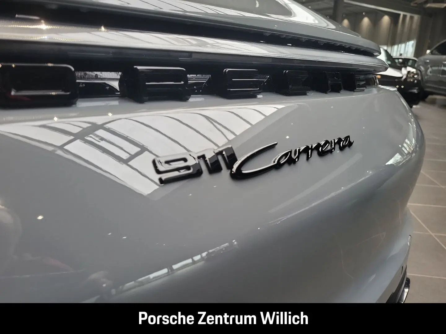 992 911 Carrera Cabriolet LED-Matrix Sportabgas