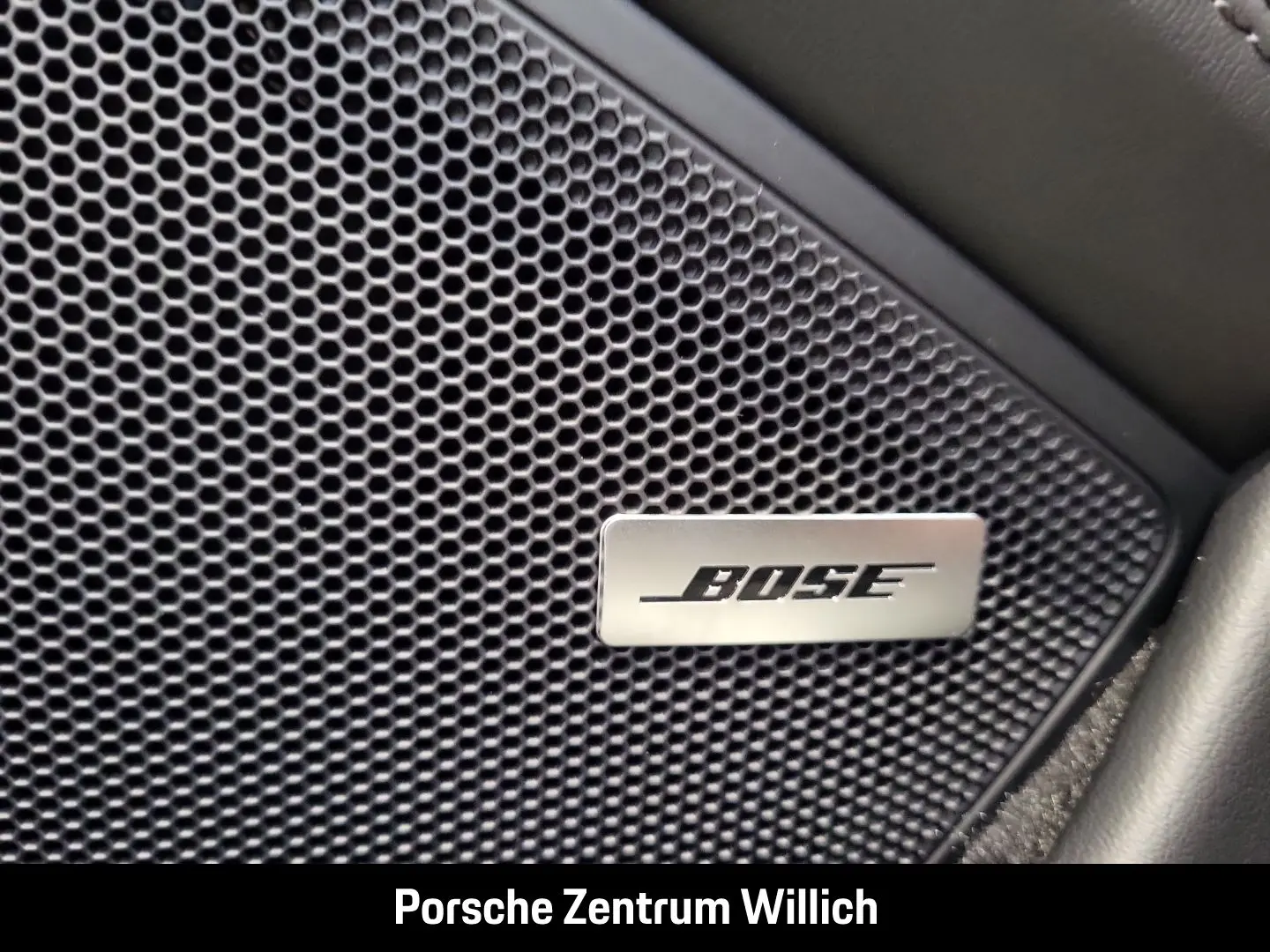 992 911 Carrera Cabriolet LED-Matrix Sportabgas