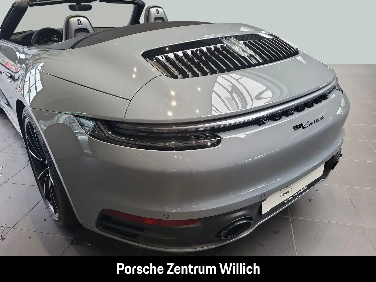 992 911 Carrera Cabriolet LED-Matrix Sportabgas