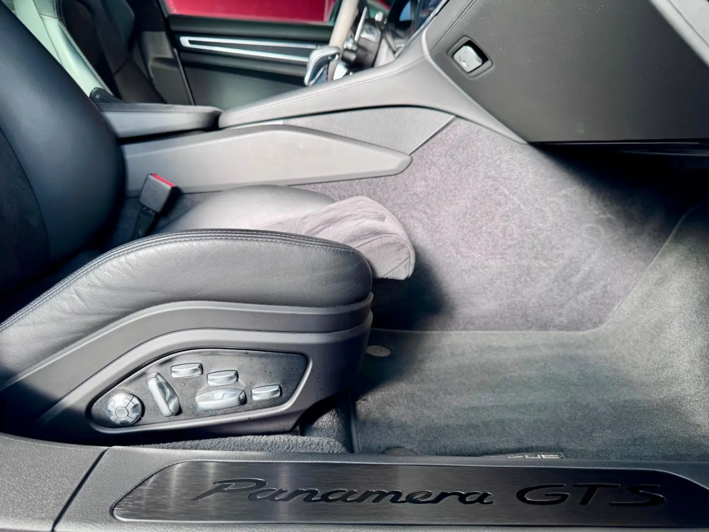 Panamera GTS Pano