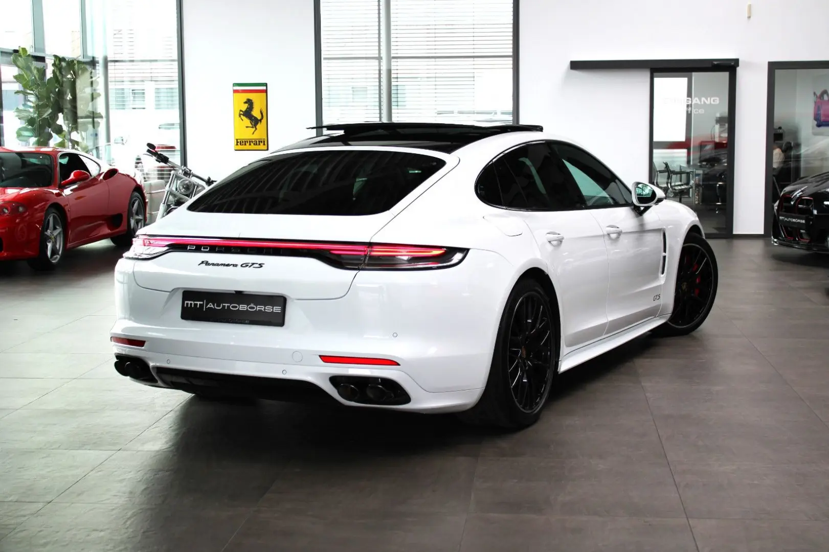 PANAMERA GTS MATRIX