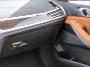 X7 xDrive40i M SPORT DAPro 360  SKYLo