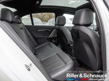 520i M-Sport Pro 360  STANDHZ SITZBELÜFTUNG PANO