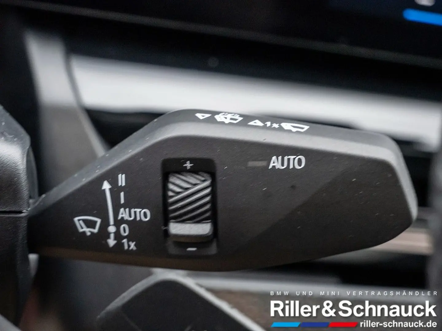 520i M-Sport Pro 360  STANDHZ SITZBELÜFTUNG PANO