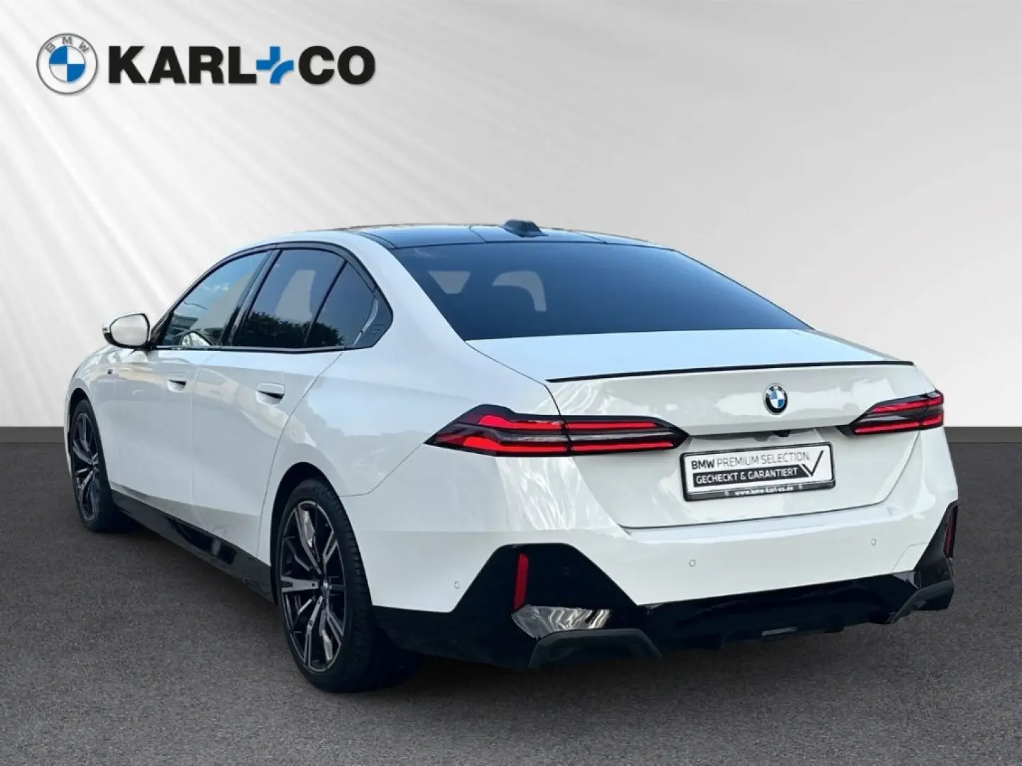 520 i M Sport Limousine Panorama B&W Memory LED