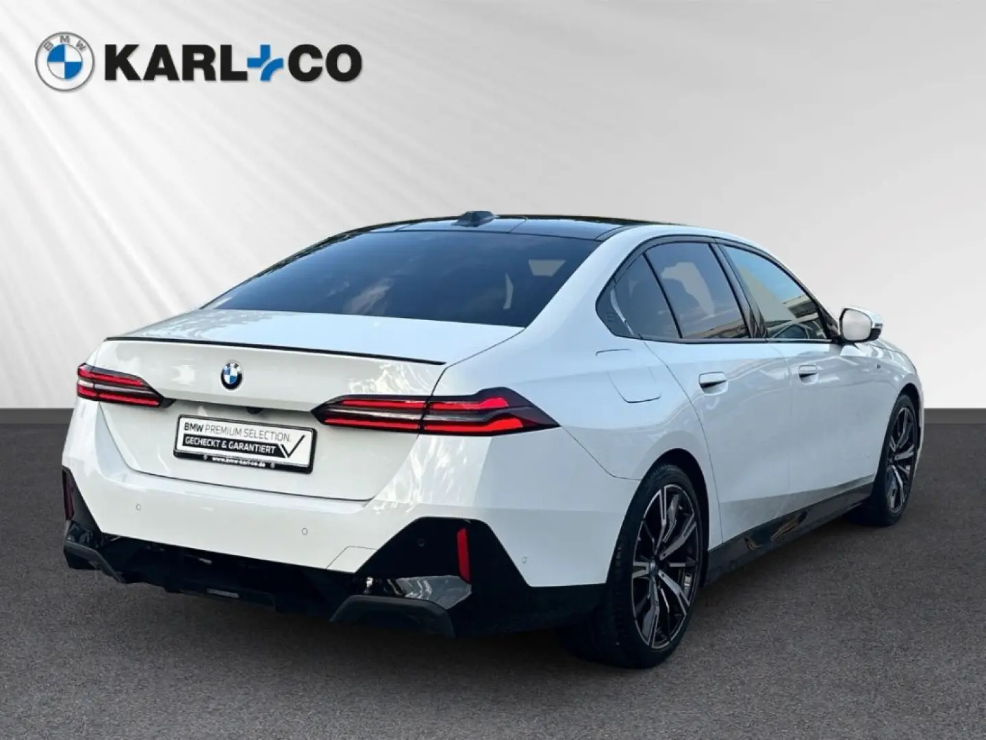 520 i M Sport Limousine Panorama B&W Memory LED