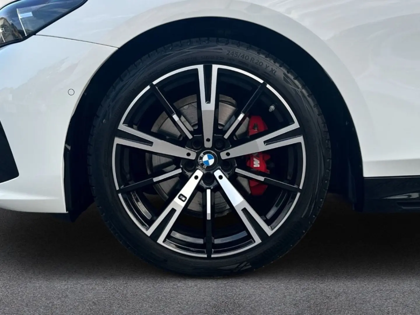 520 i M Sport Limousine Panorama B&W Memory LED