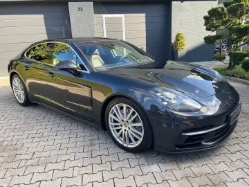 Panamera 4 E-Hybrid AIRMATIK SPORT-CHRONO 2019