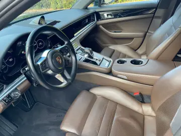 Panamera 4 E-Hybrid AIRMATIK SPORT-CHRONO 2019