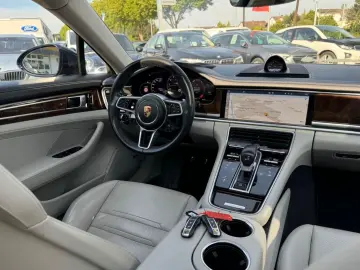 Panamera 4S Pano Lift Soft Bose 440ps SportChr.