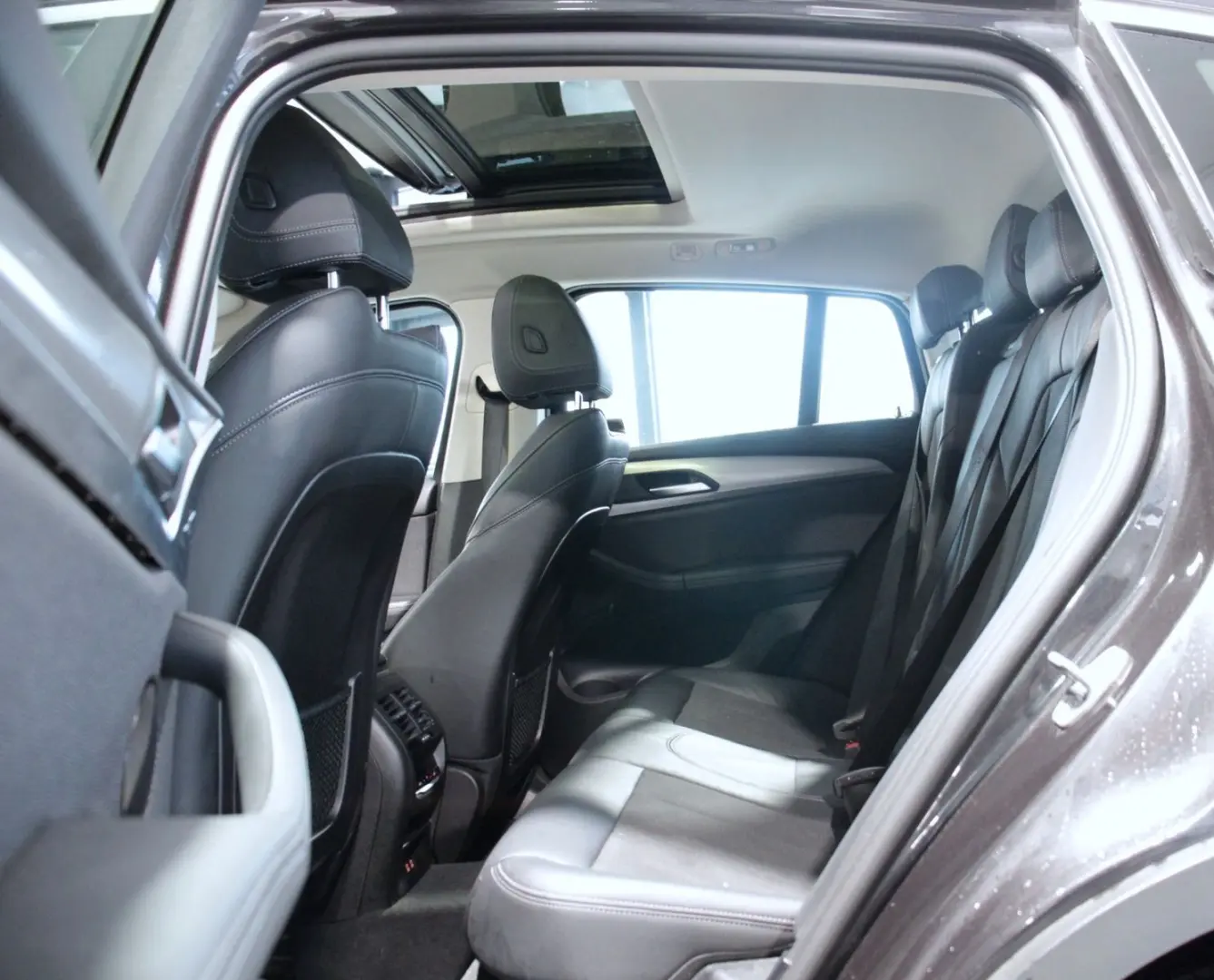 X4 xDrive20i (G02) Advantage A-LED HUD Sportsitz