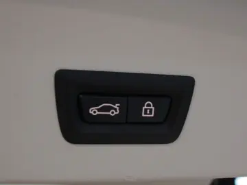 X4 xDrive20i (G02) Advantage A-LED HUD Sportsitz