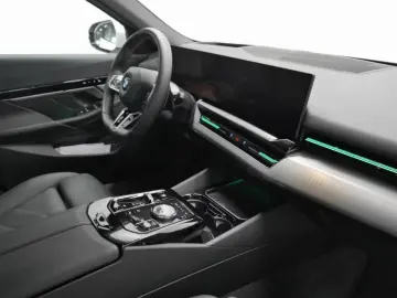 BMW 520 d M Sport Pro ACC IconGlow
