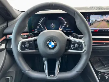 BMW 520 i M Sport Pro HUD H K DAB PA