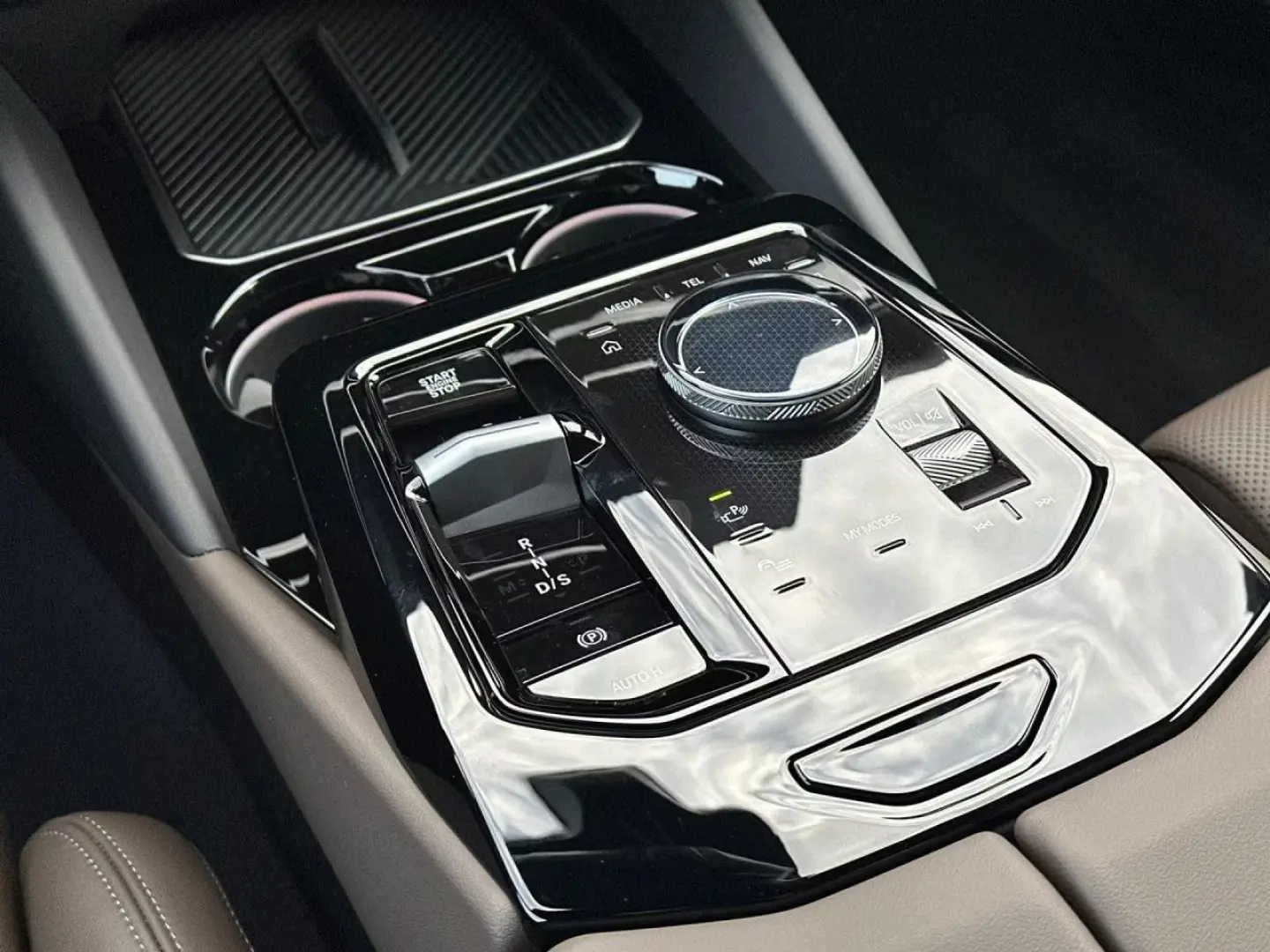 BMW 520 i M Sport Pro HUD H K DAB PA