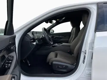 BMW 520 i M Sport Pro HUD H K DAB PA