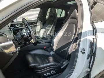 Panamera 4 E-Hybrid Leder Pano Chrono