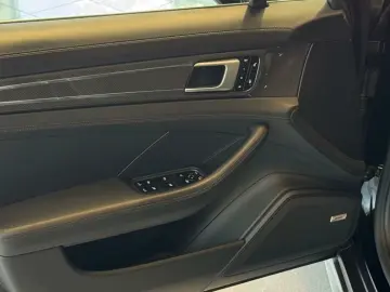 Panamera 4S CARBON E-AHK BOSE LUFT PANO MASSAGE